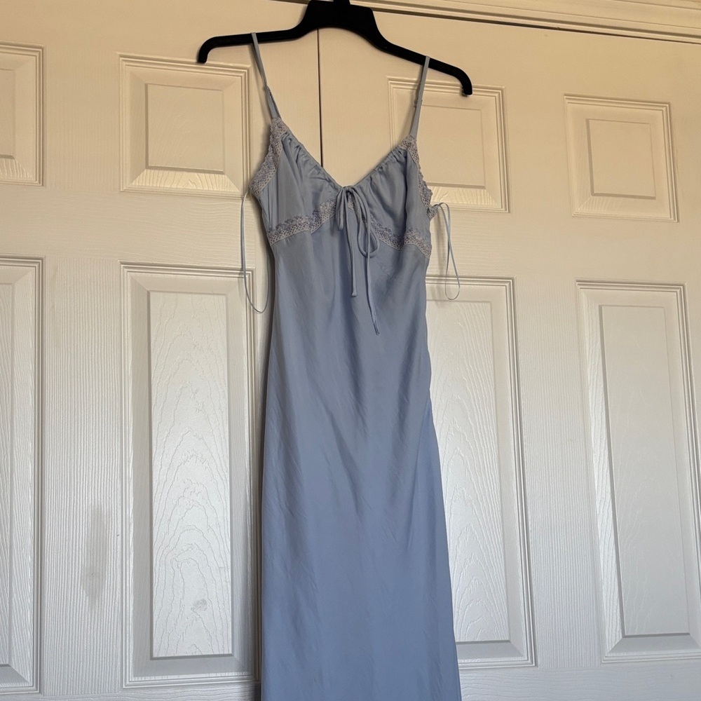 NWT Elegant Blue Lace Trim Maxi Dress size small